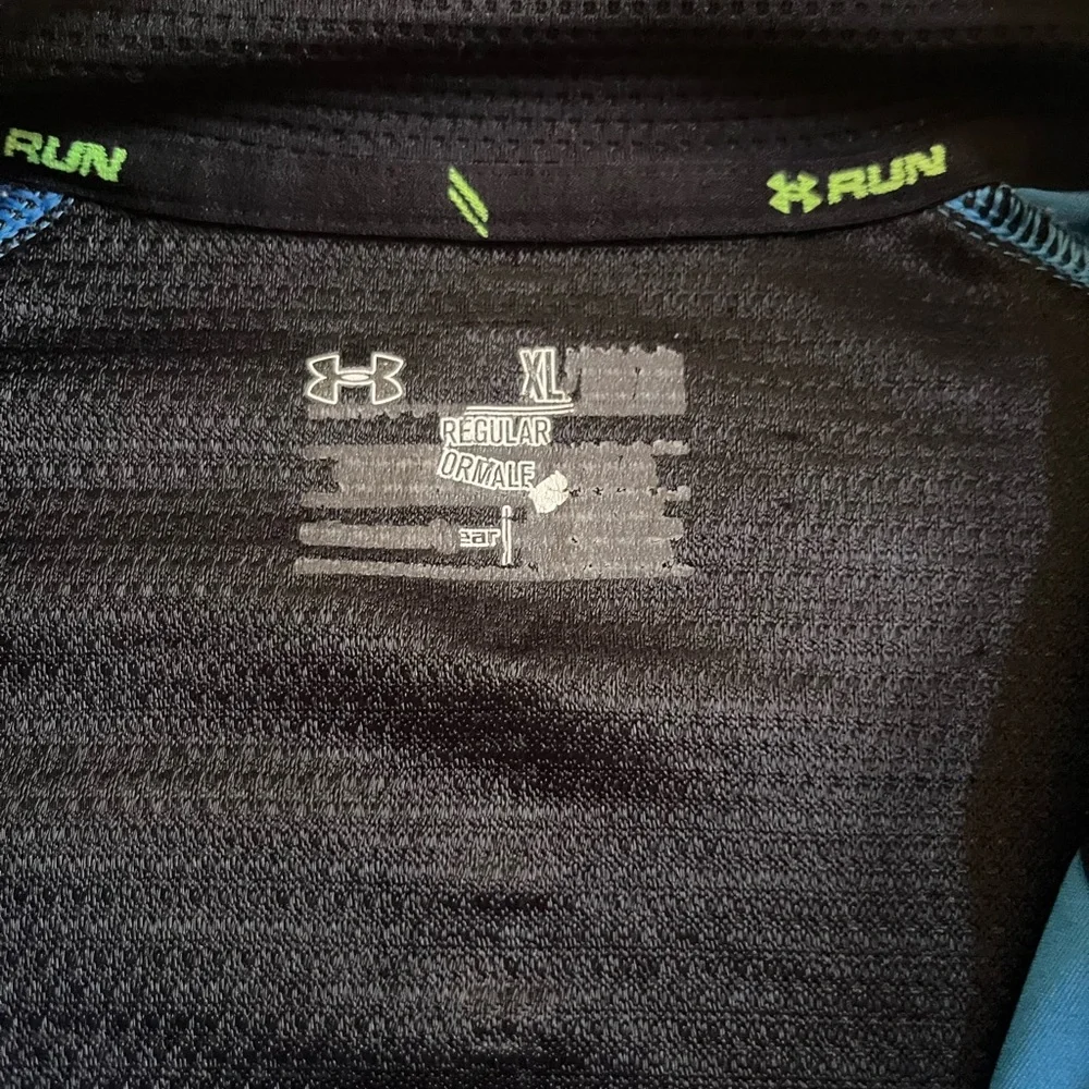 Under Armour pull over Mens XL blue Regular all season gear RUN lightweight